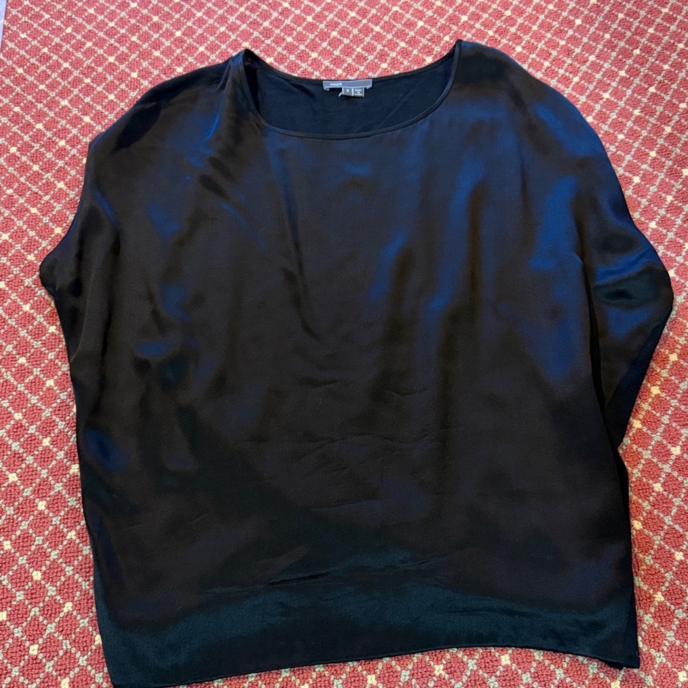 Vince Classic Black Top silk size small